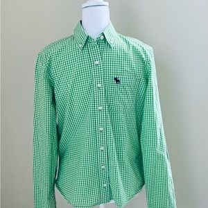 - 🌟HOST PICK🌟Abercrombie and Fitch Boys Green and White Checkered Buttoned…